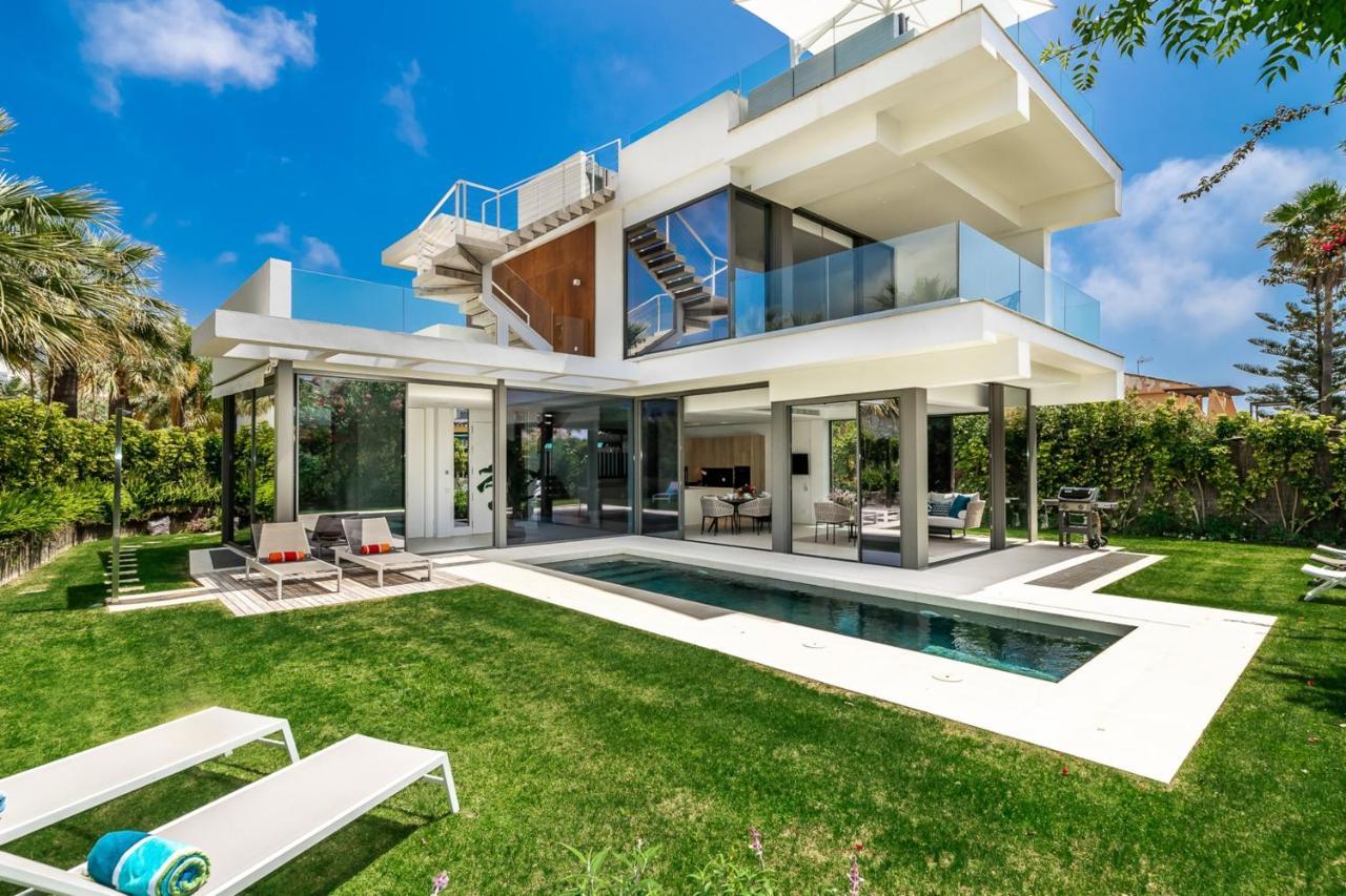 All About Villa Gladiolo Марбеля Екстериор снимка